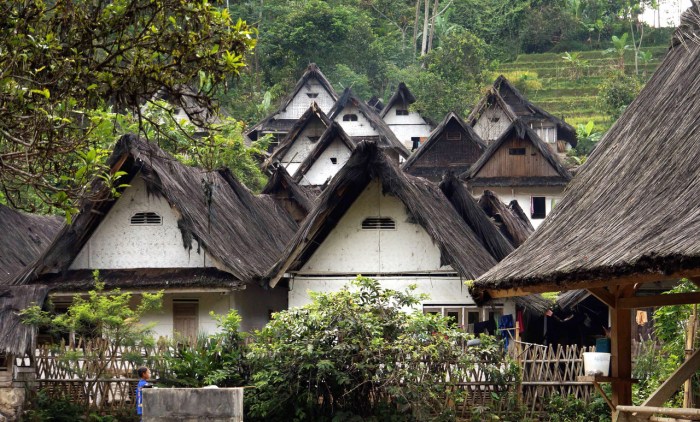 kampung adat yang ada di jawa barat terbaru