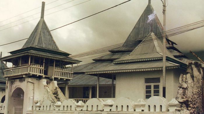 kerajaan ternate sejarah makalah tidore secara