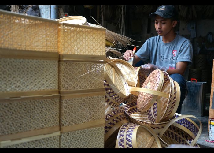 jelaskan 3 model produk kerajinan bambu terbaru