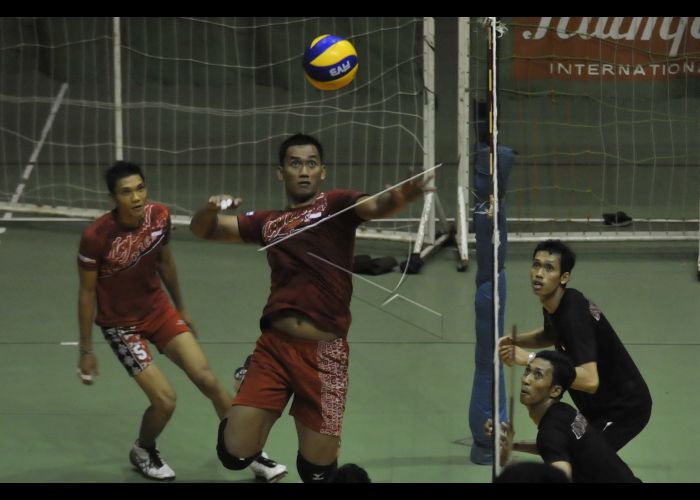 program latihan bola voli