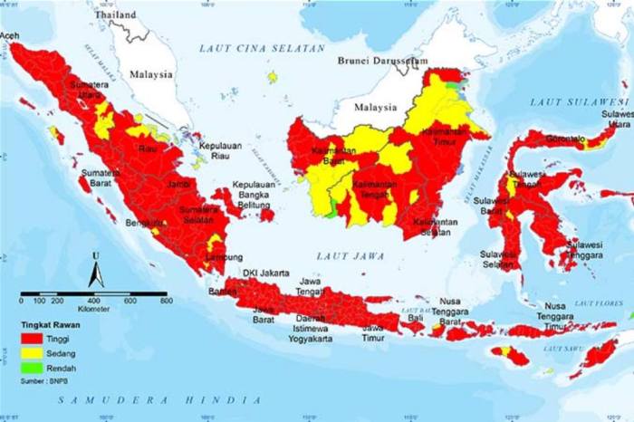 letak astronomis kota padang