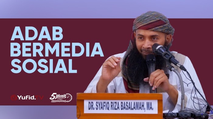 adab dalam bermedia sosial terbaru