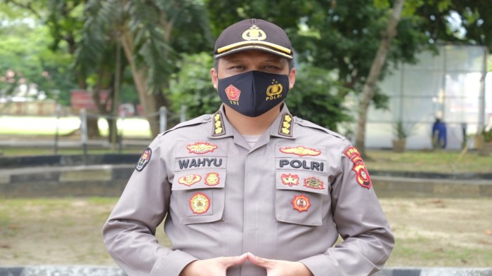 angsa polisi cina pembantu