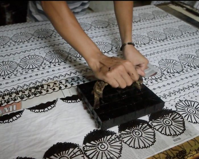 proses pembuatan batik cap