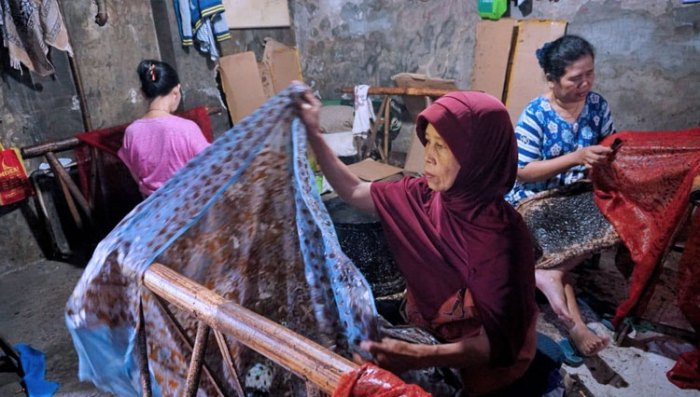 Batik erat dikaitkan dengan kebudayaan etnis