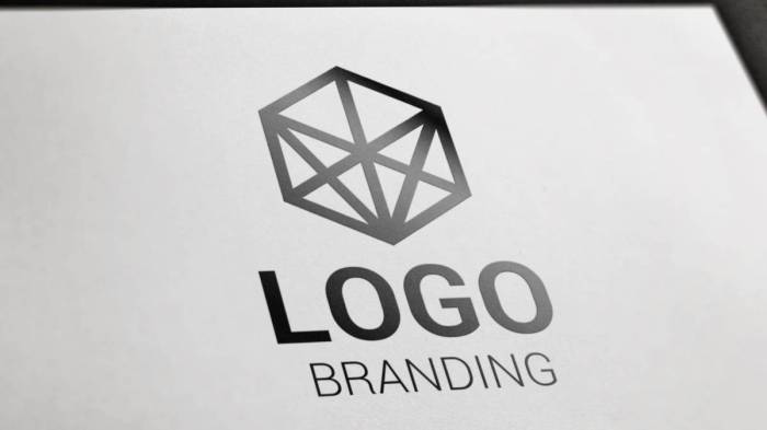 perbedaan logo dan branding