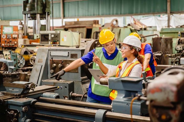 tahap produksi produk meningkatkan kualitas perencanaan mengalahkan pesaing karenanya menghasilkan berarti baik perencanan persiapan berkualitas benar itu output