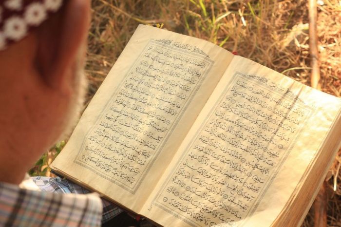 surat maun ayat tafsir bacaan kumparan