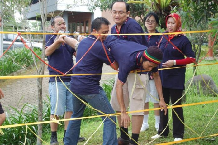 cara membagi kelompok dengan permainan