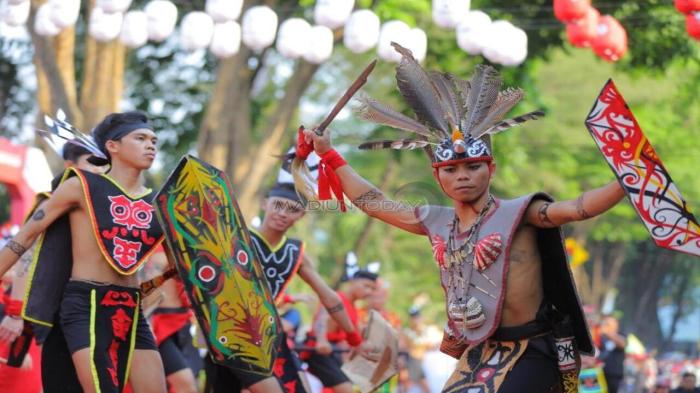 gambar tari dari kalimantan timur