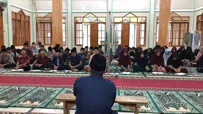 adab ilmu lebih daripada dulu akhlak